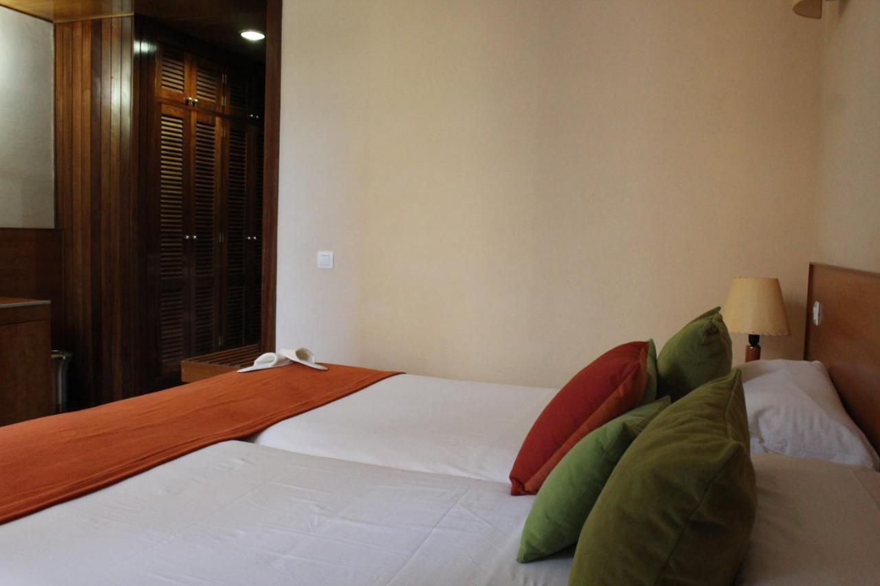 Hotel Escuela Santa Cruz Luaran gambar