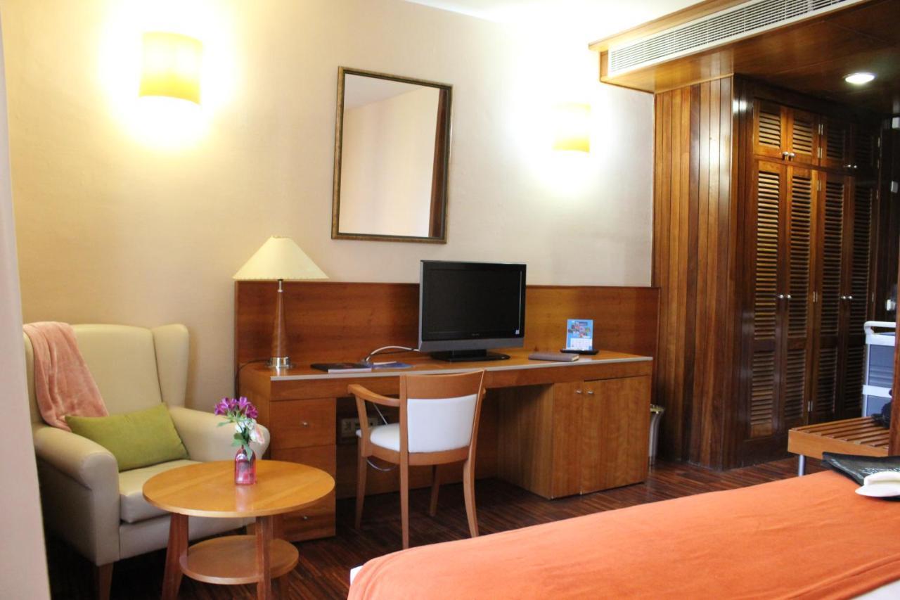Hotel Escuela Santa Cruz Luaran gambar