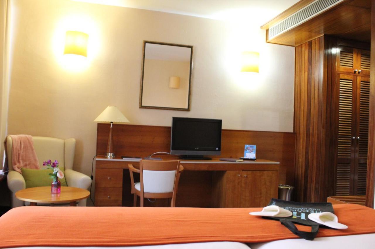 Hotel Escuela Santa Cruz Luaran gambar