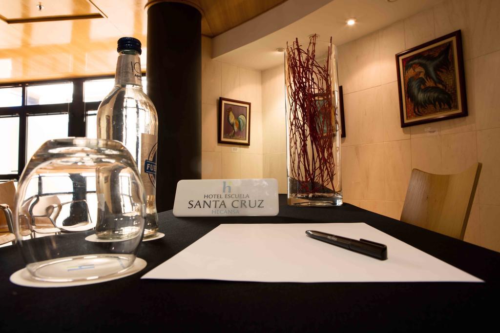 Hotel Escuela Santa Cruz Luaran gambar